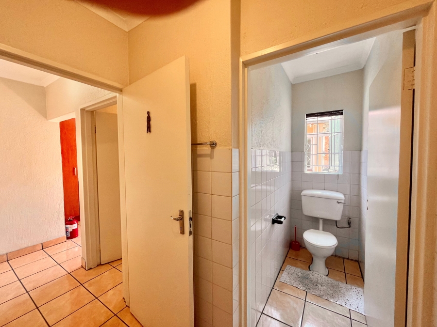 To Let commercial Property for Rent in Sonheuwel Mpumalanga