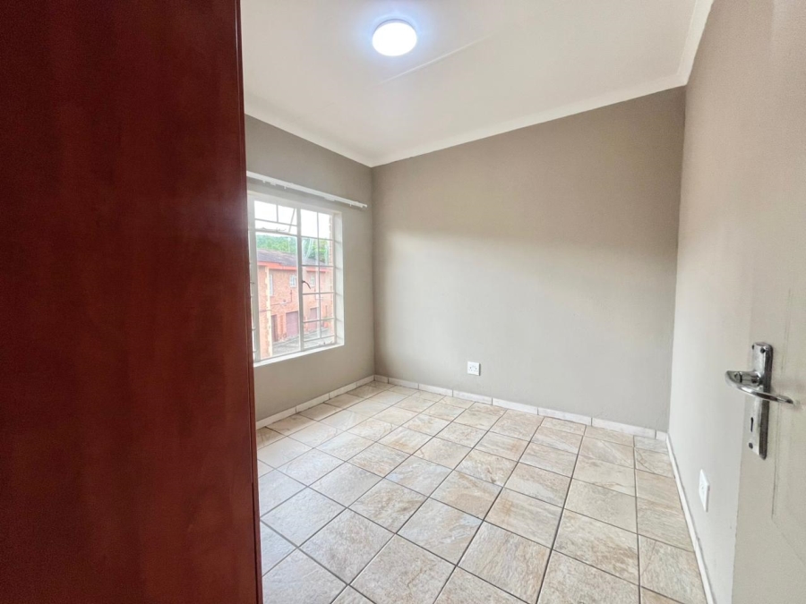 2 Bedroom Property for Sale in Sonheuwel Mpumalanga