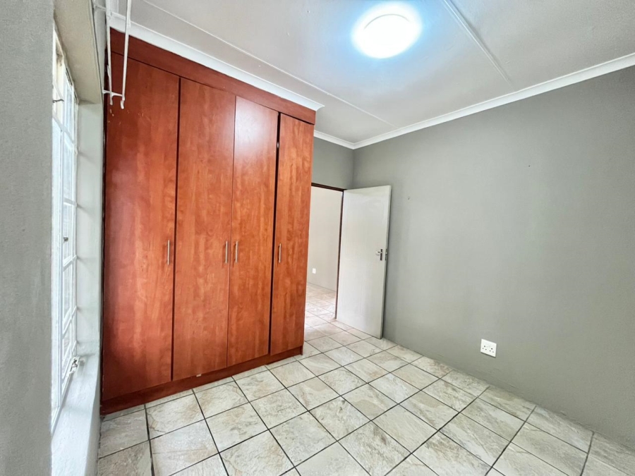 2 Bedroom Property for Sale in Sonheuwel Mpumalanga