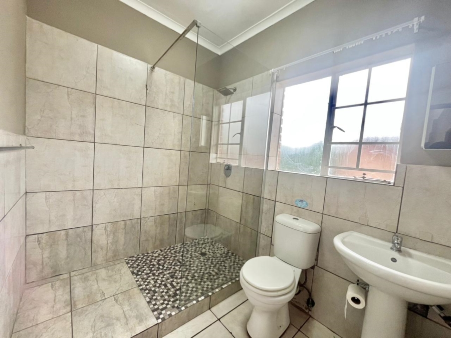 2 Bedroom Property for Sale in Sonheuwel Mpumalanga