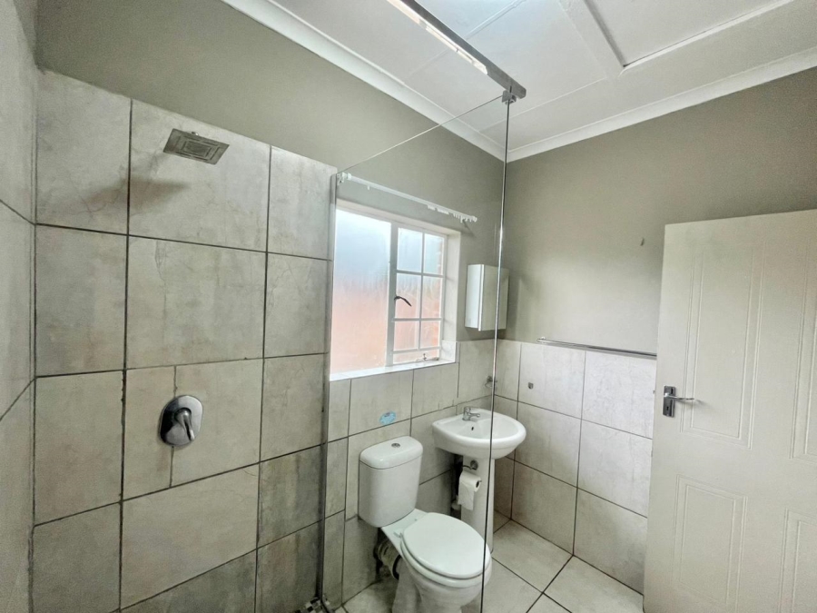 2 Bedroom Property for Sale in Sonheuwel Mpumalanga