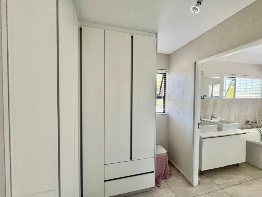 4 Bedroom Property for Sale in The Rest Nature Estate Mpumalanga