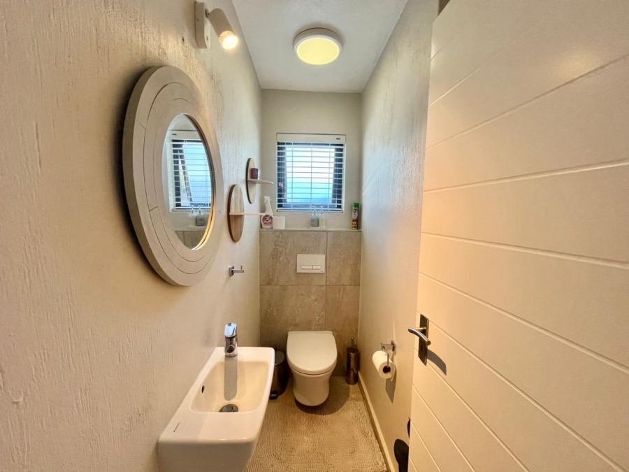 4 Bedroom Property for Sale in The Rest Nature Estate Mpumalanga