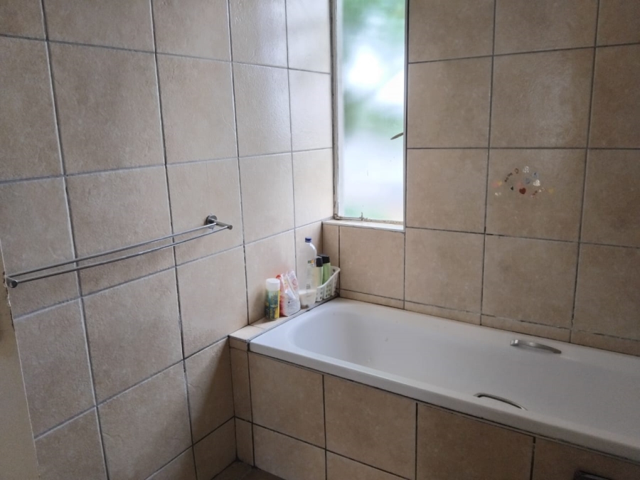 3 Bedroom Property for Sale in Nelspruit Ext 37 Mpumalanga