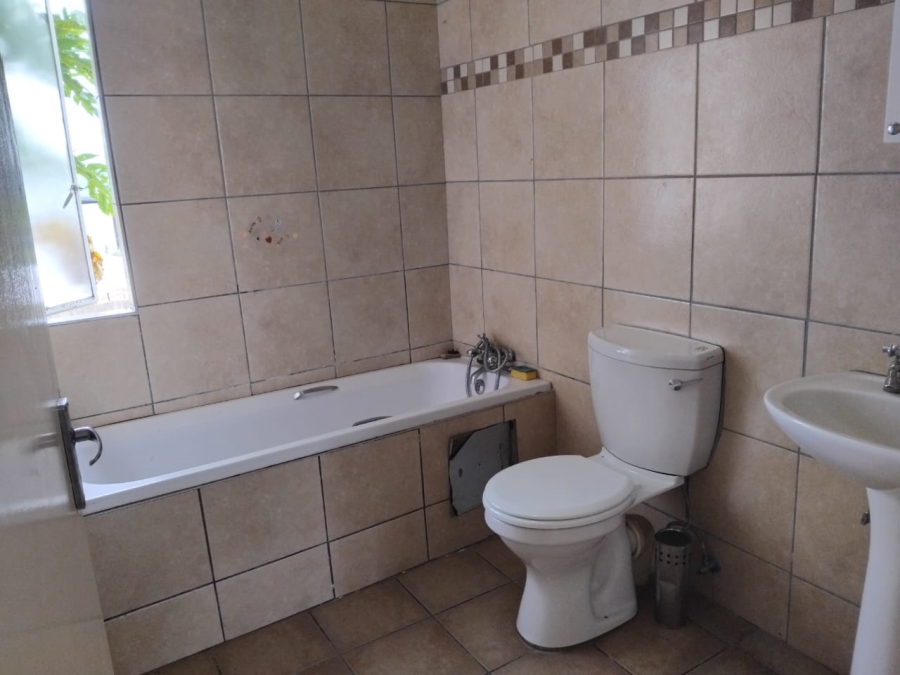 3 Bedroom Property for Sale in Nelspruit Ext 37 Mpumalanga