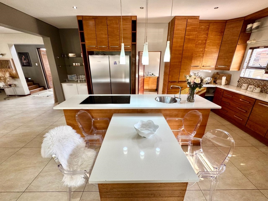 5 Bedroom Property for Sale in Noordrand Mpumalanga