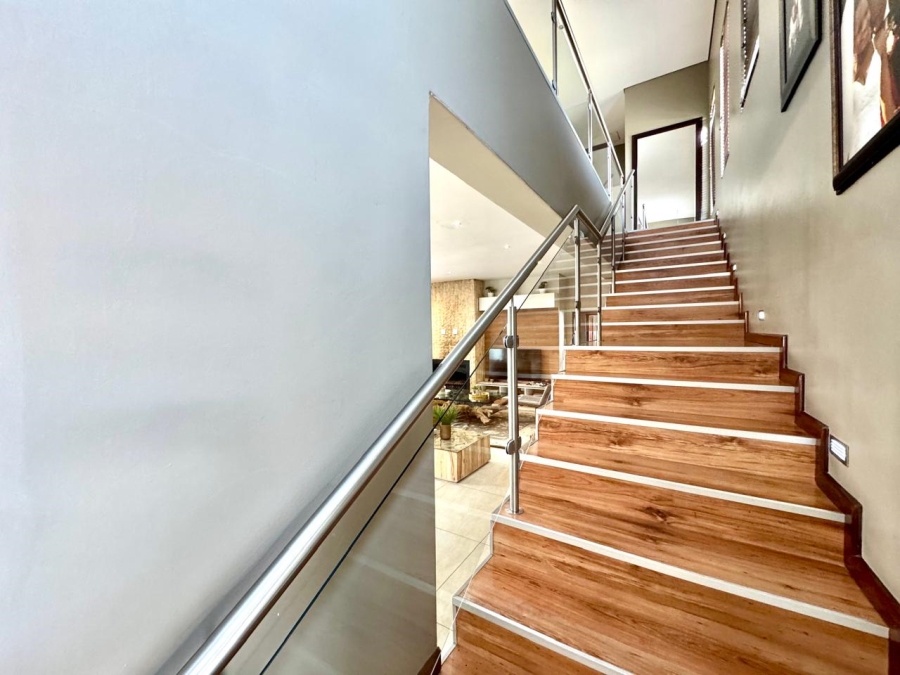 5 Bedroom Property for Sale in Noordrand Mpumalanga