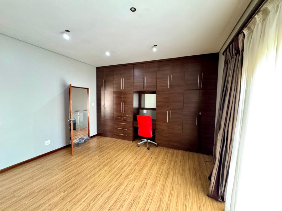 5 Bedroom Property for Sale in Noordrand Mpumalanga