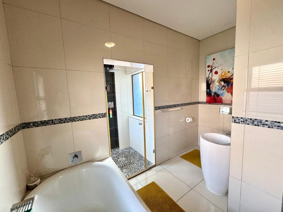 5 Bedroom Property for Sale in Noordrand Mpumalanga