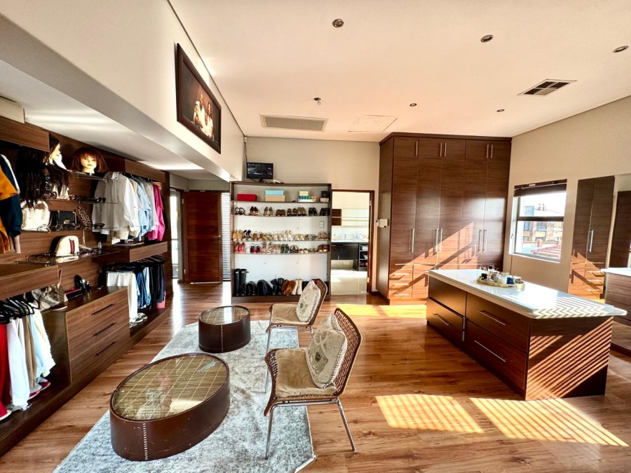 5 Bedroom Property for Sale in Noordrand Mpumalanga