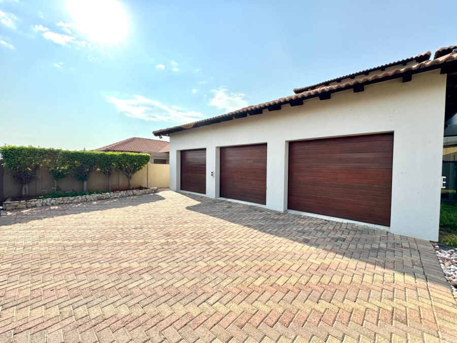 5 Bedroom Property for Sale in Noordrand Mpumalanga