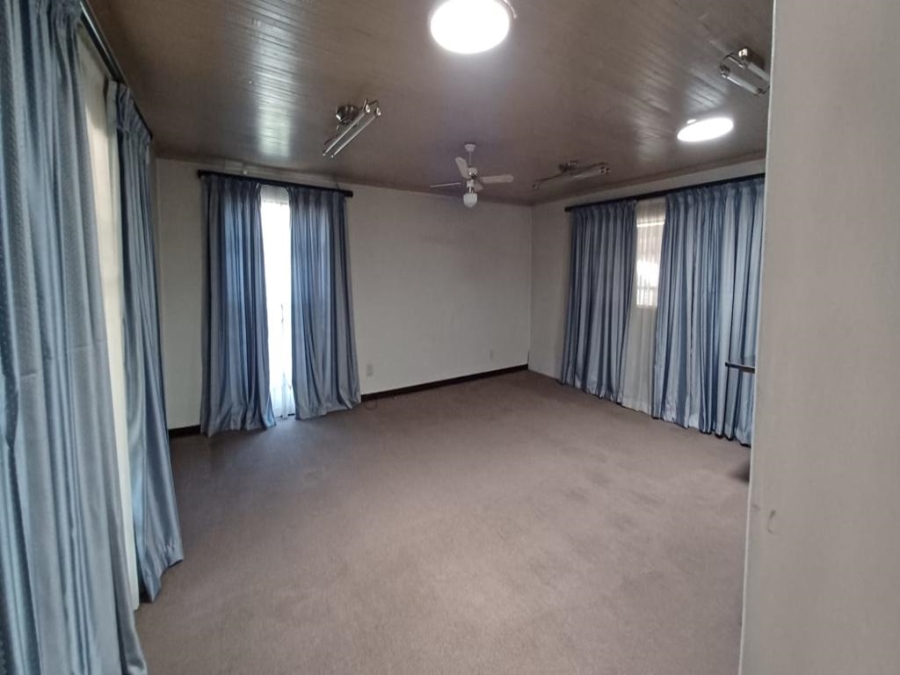 4 Bedroom Property for Sale in Secunda Mpumalanga