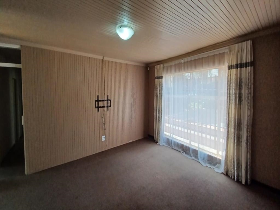 4 Bedroom Property for Sale in Secunda Mpumalanga