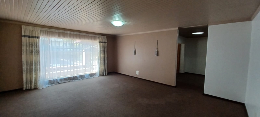 4 Bedroom Property for Sale in Secunda Mpumalanga