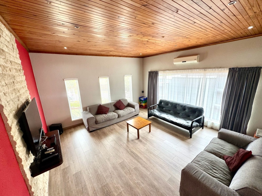 4 Bedroom Property for Sale in Secunda Mpumalanga