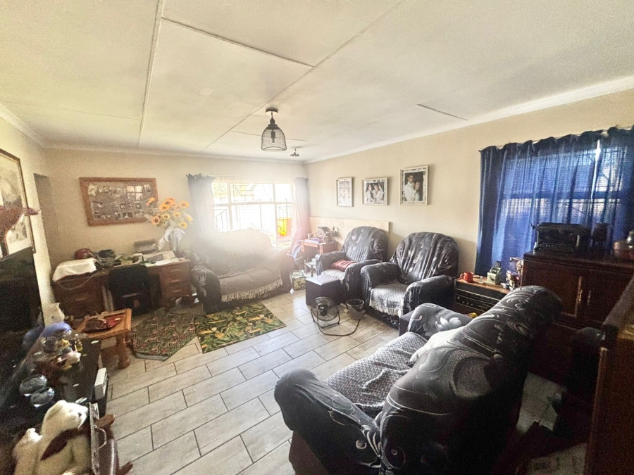 4 Bedroom Property for Sale in Cosmosrand Mpumalanga