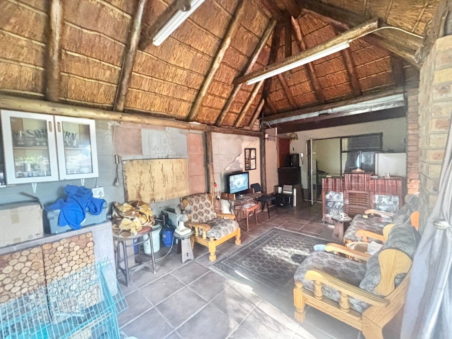 4 Bedroom Property for Sale in Cosmosrand Mpumalanga