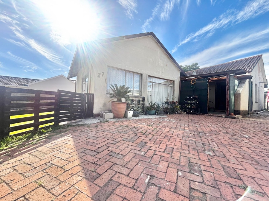 4 Bedroom Property for Sale in Cosmosrand Mpumalanga