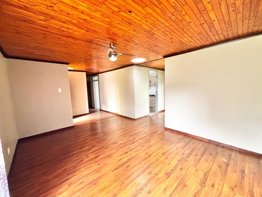 4 Bedroom Property for Sale in Kruinpark Mpumalanga