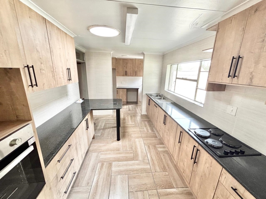 4 Bedroom Property for Sale in Kruinpark Mpumalanga