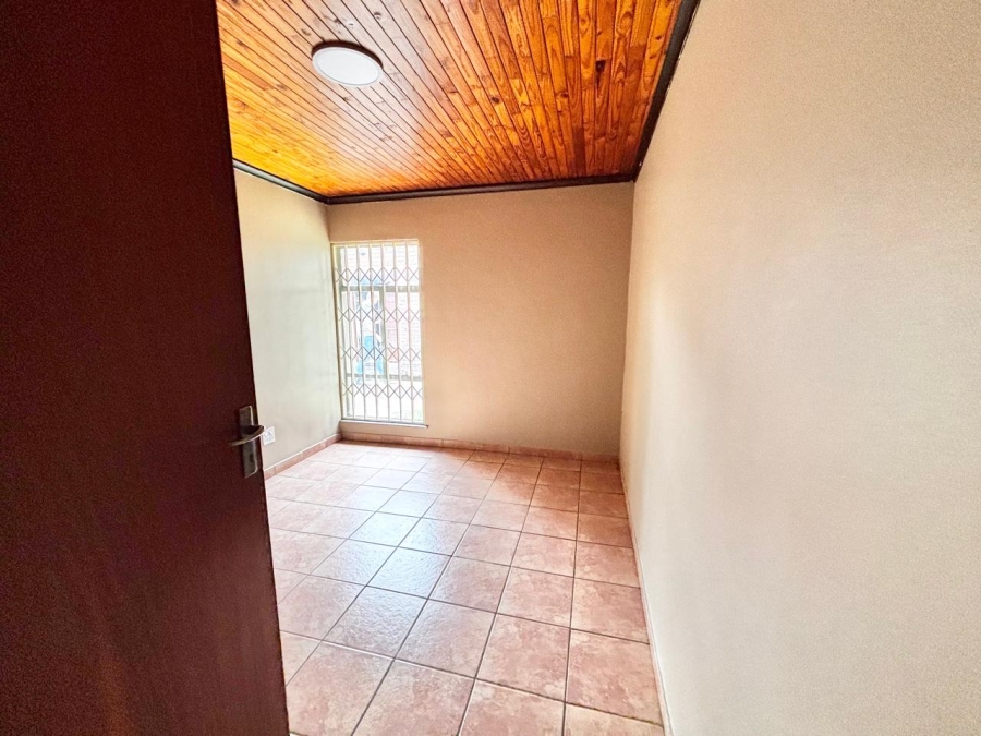 4 Bedroom Property for Sale in Kruinpark Mpumalanga