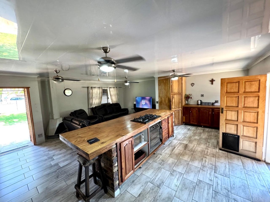 3 Bedroom Property for Sale in Cosmosrand Mpumalanga