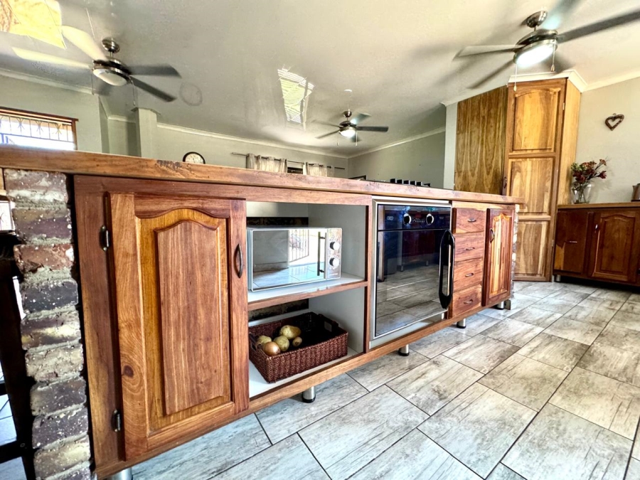 3 Bedroom Property for Sale in Cosmosrand Mpumalanga