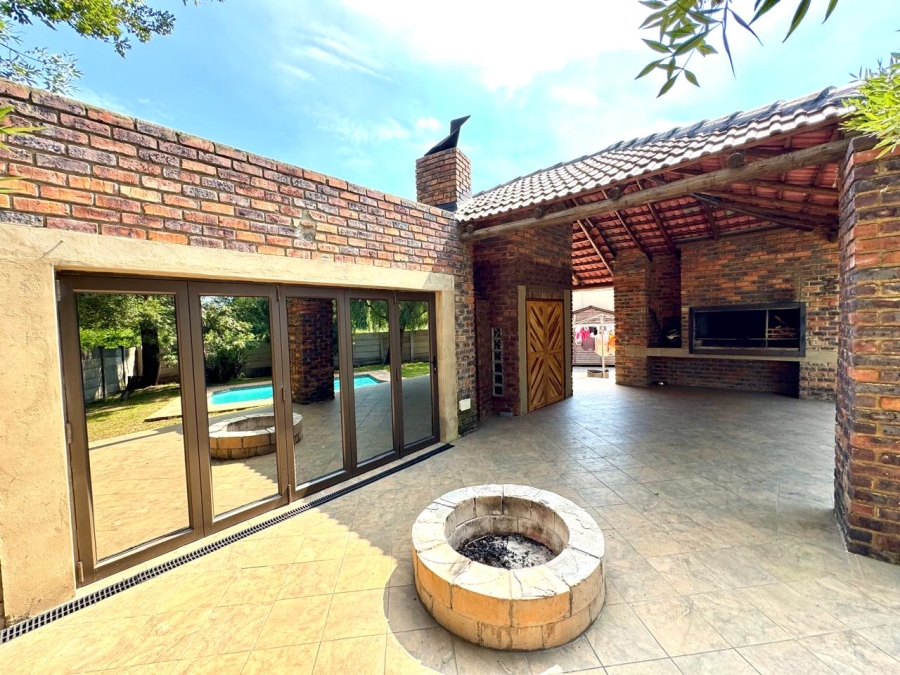 3 Bedroom Property for Sale in Cosmosrand Mpumalanga