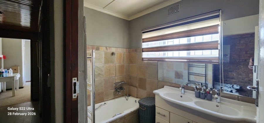 4 Bedroom Property for Sale in Standerton Mpumalanga