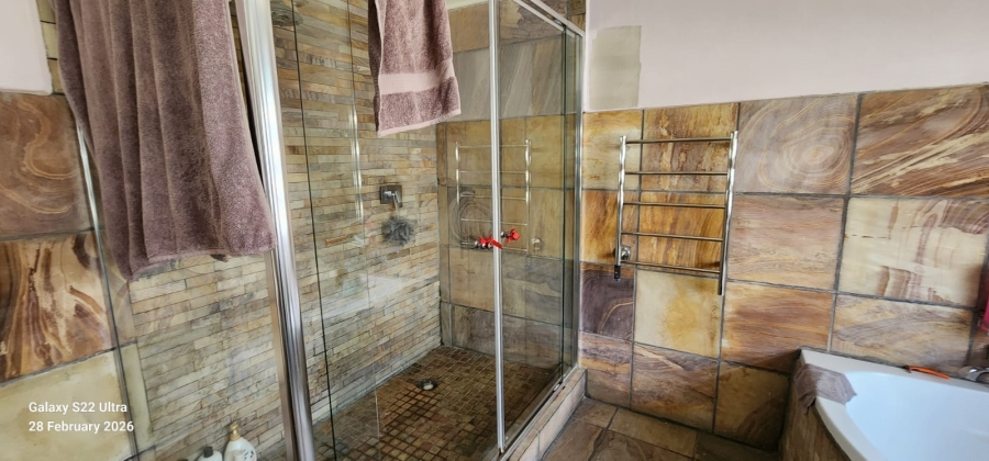 4 Bedroom Property for Sale in Standerton Mpumalanga