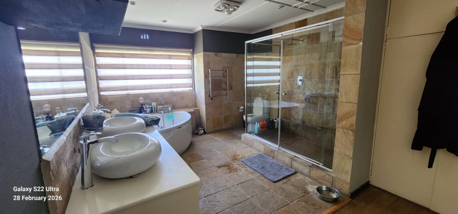 4 Bedroom Property for Sale in Standerton Mpumalanga