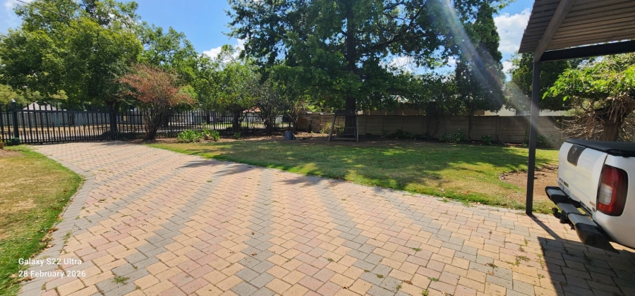 4 Bedroom Property for Sale in Standerton Mpumalanga