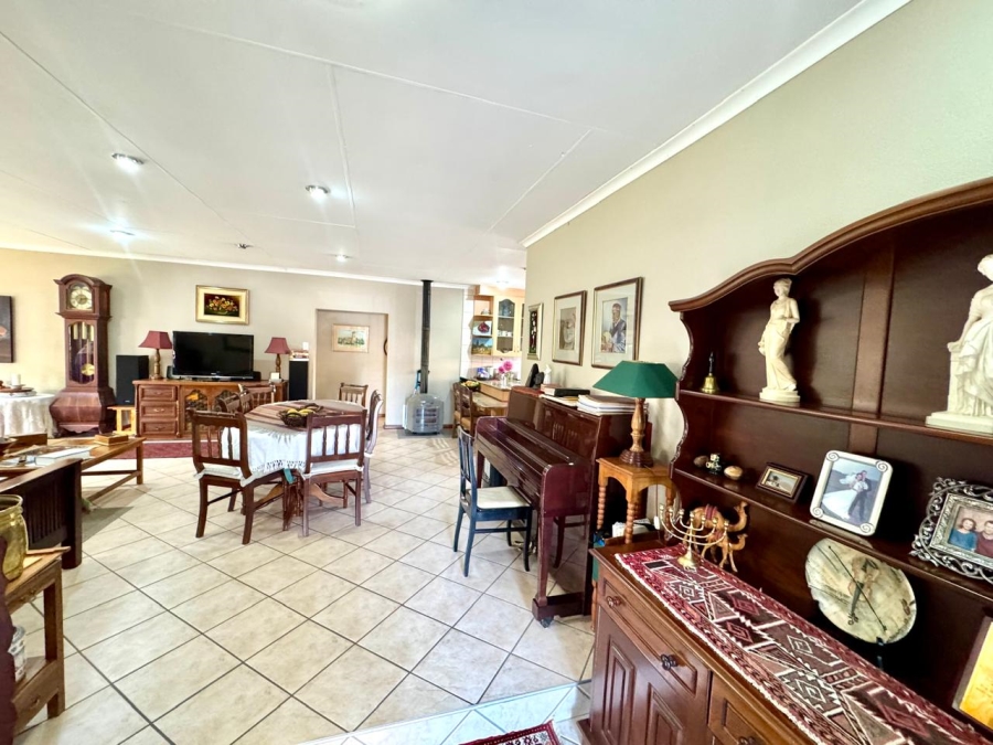 3 Bedroom Property for Sale in Cosmosrand Mpumalanga