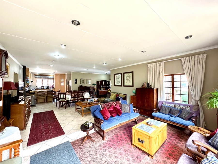 3 Bedroom Property for Sale in Cosmosrand Mpumalanga