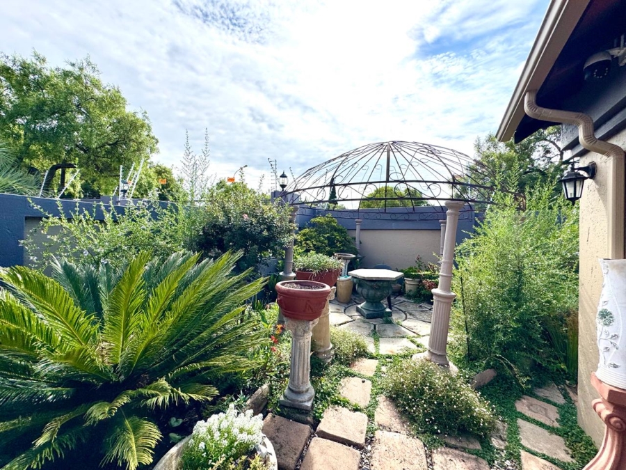 3 Bedroom Property for Sale in Cosmosrand Mpumalanga