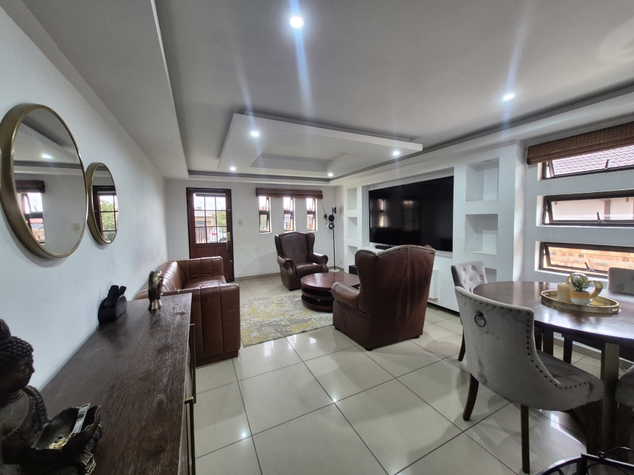 3 Bedroom Property for Sale in Embalenhle Ext 4 Mpumalanga