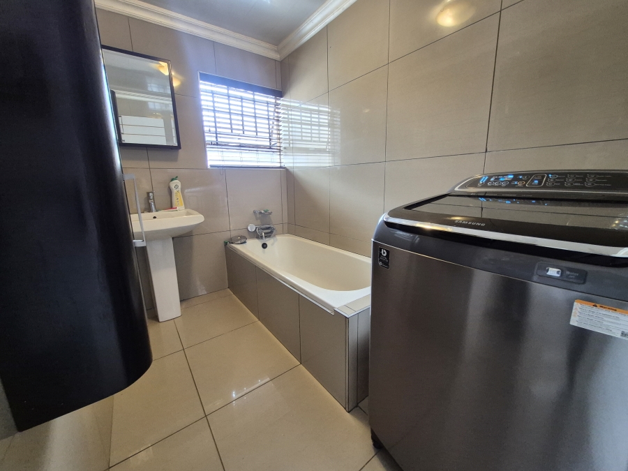 3 Bedroom Property for Sale in Embalenhle Ext 4 Mpumalanga