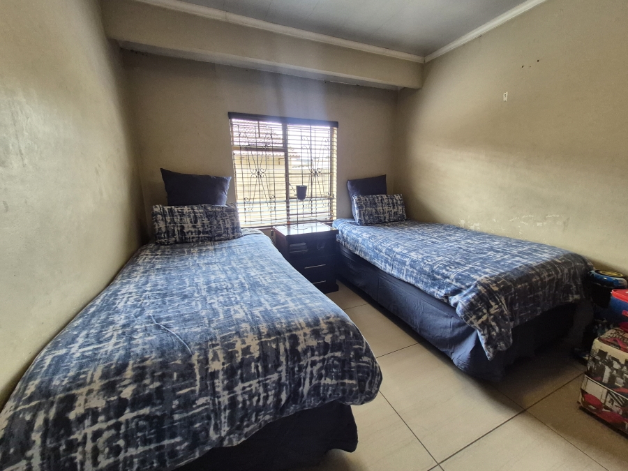 3 Bedroom Property for Sale in Embalenhle Ext 4 Mpumalanga
