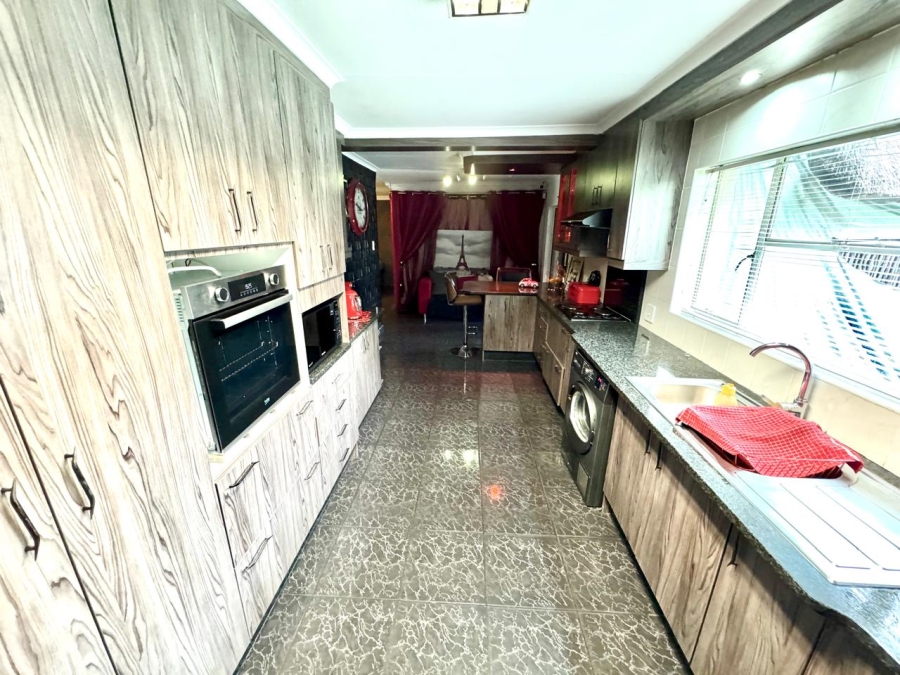 3 Bedroom Property for Sale in Secunda Mpumalanga