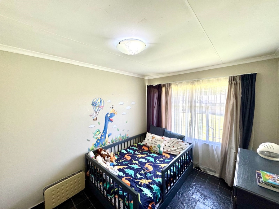 4 Bedroom Property for Sale in Cosmosrand Mpumalanga