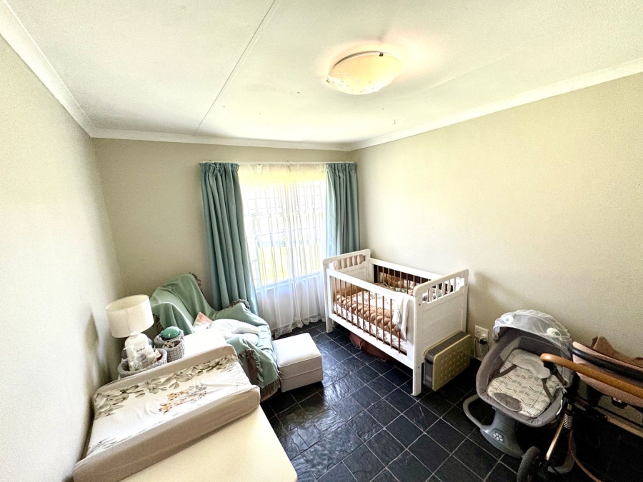 4 Bedroom Property for Sale in Cosmosrand Mpumalanga