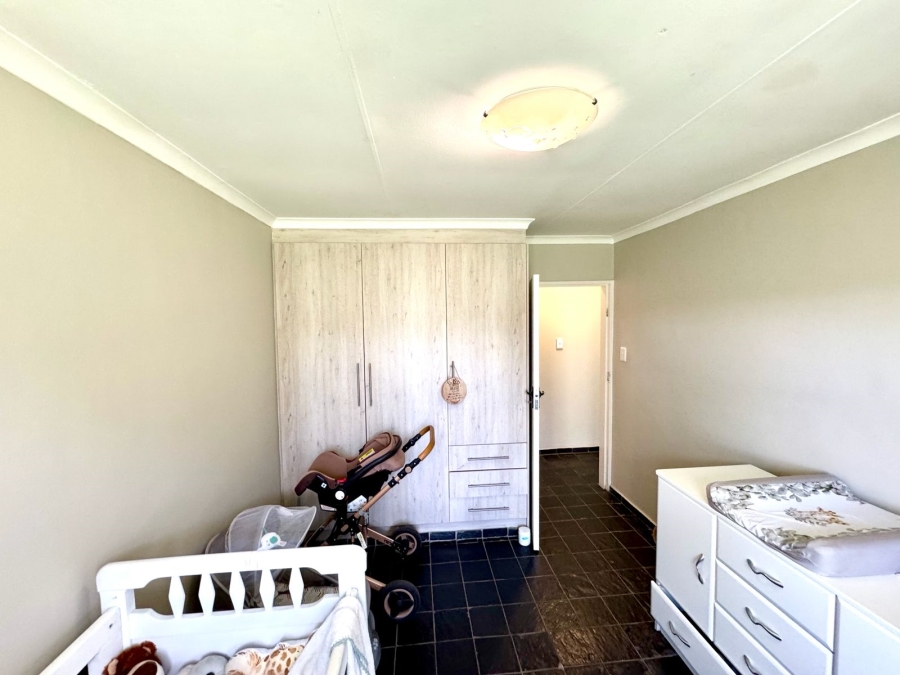4 Bedroom Property for Sale in Cosmosrand Mpumalanga
