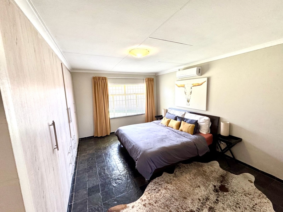 4 Bedroom Property for Sale in Cosmosrand Mpumalanga