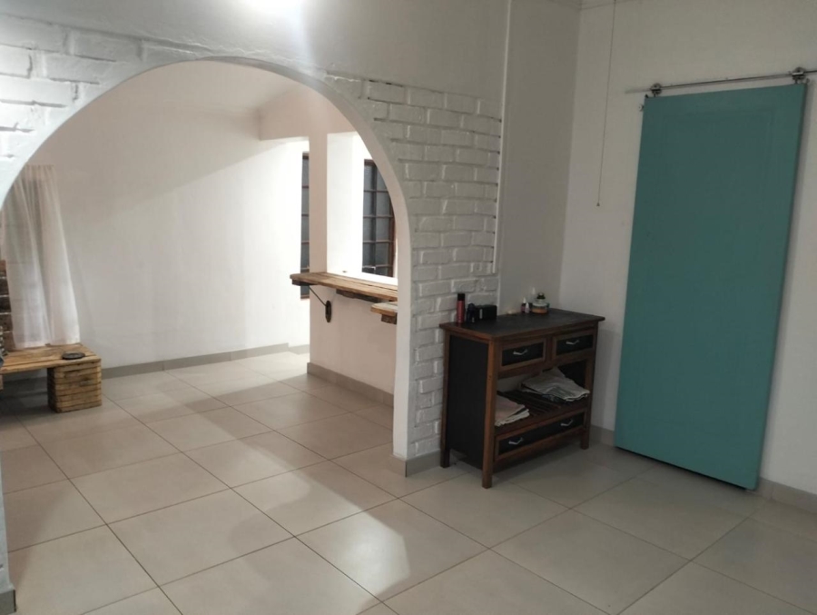 6 Bedroom Property for Sale in Trichardt Mpumalanga