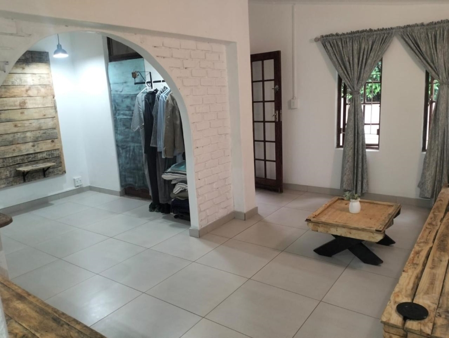 6 Bedroom Property for Sale in Trichardt Mpumalanga