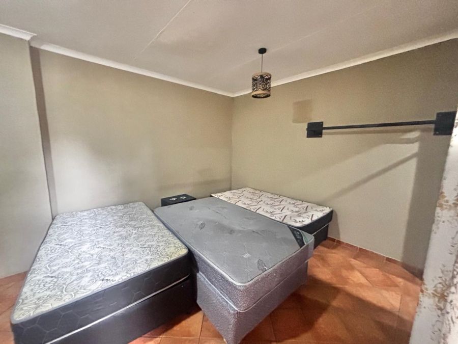 6 Bedroom Property for Sale in Trichardt Mpumalanga