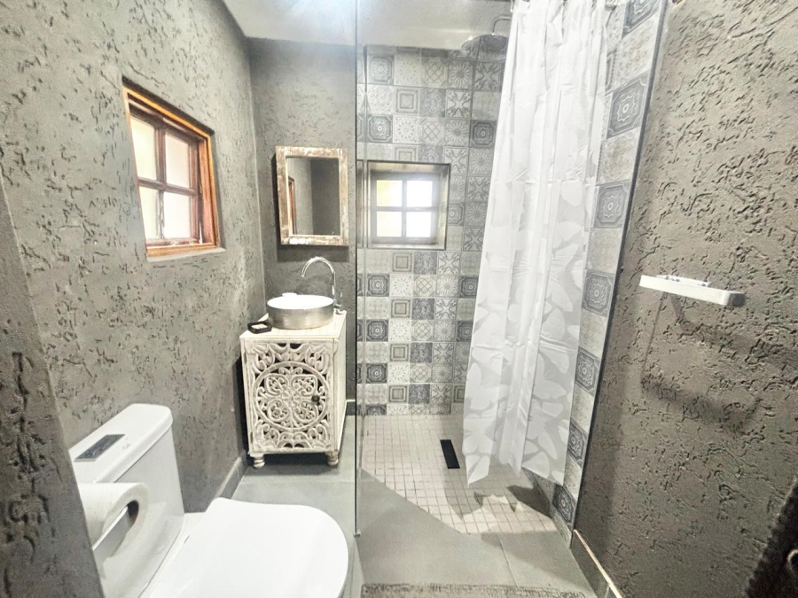 6 Bedroom Property for Sale in Trichardt Mpumalanga