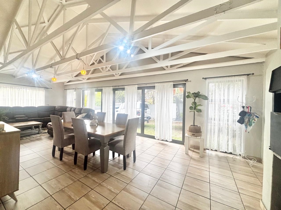 4 Bedroom Property for Sale in Kruinpark Mpumalanga