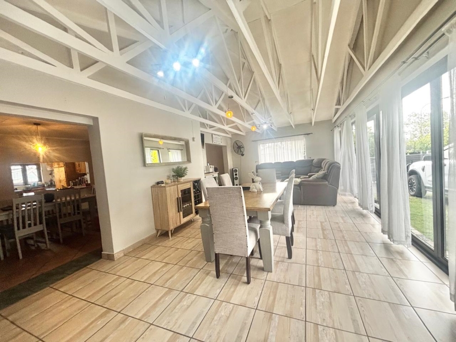 4 Bedroom Property for Sale in Kruinpark Mpumalanga