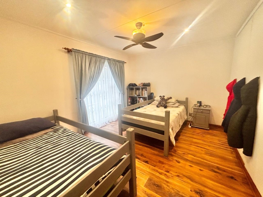 4 Bedroom Property for Sale in Kruinpark Mpumalanga